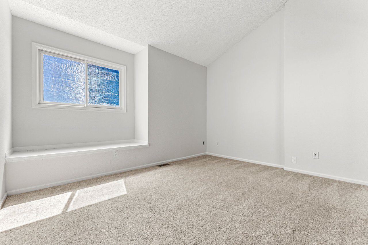 54 Wright Ct