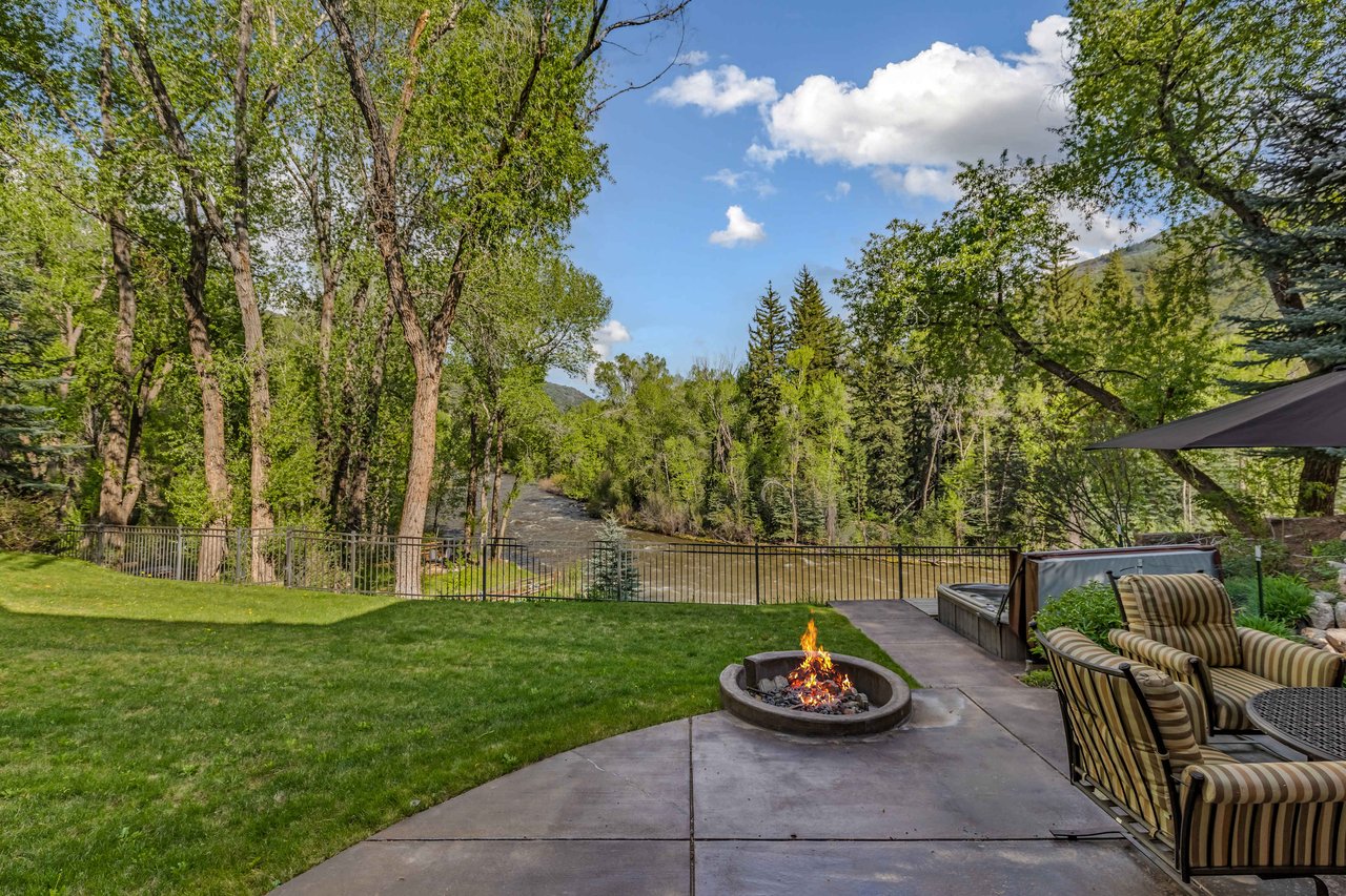 Fabulous Luxurious 5 Bedroom Home in Snowmass