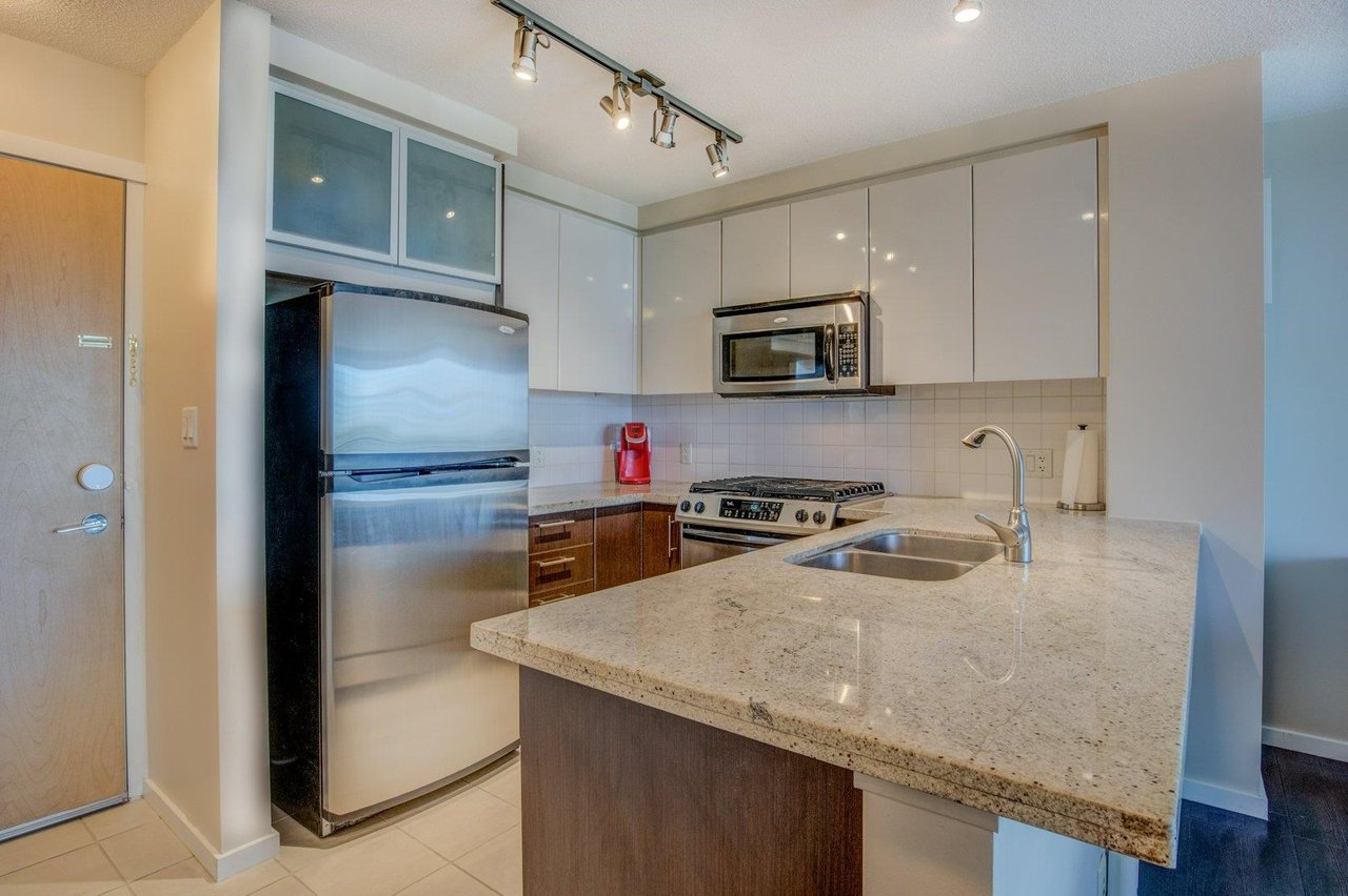 1503-2289 Yukon Crescent, Burnaby