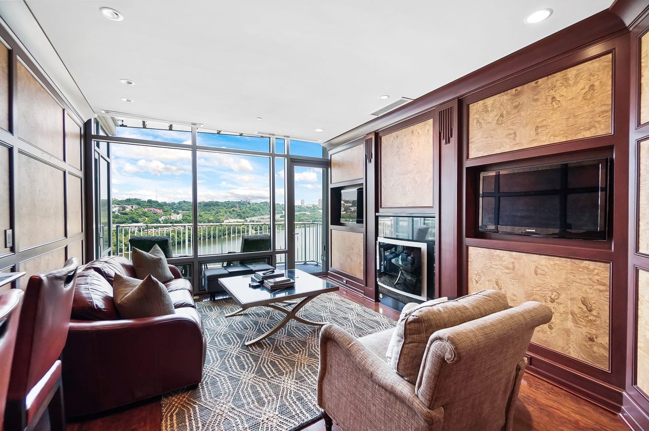 400 Riverboat Row #1803