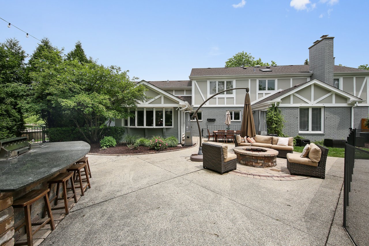 This stunning spacious home allows for the quintessential indoor/outdoor living