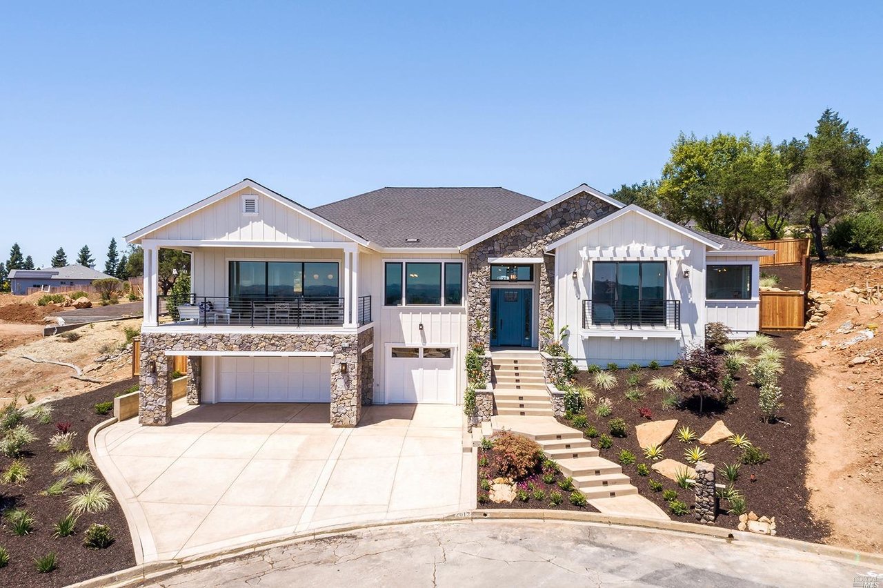 2013 Long Leaf Ct