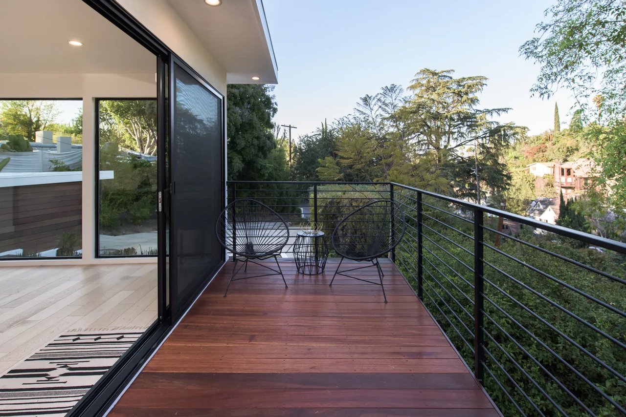 3901 ½ Ventura Canyon