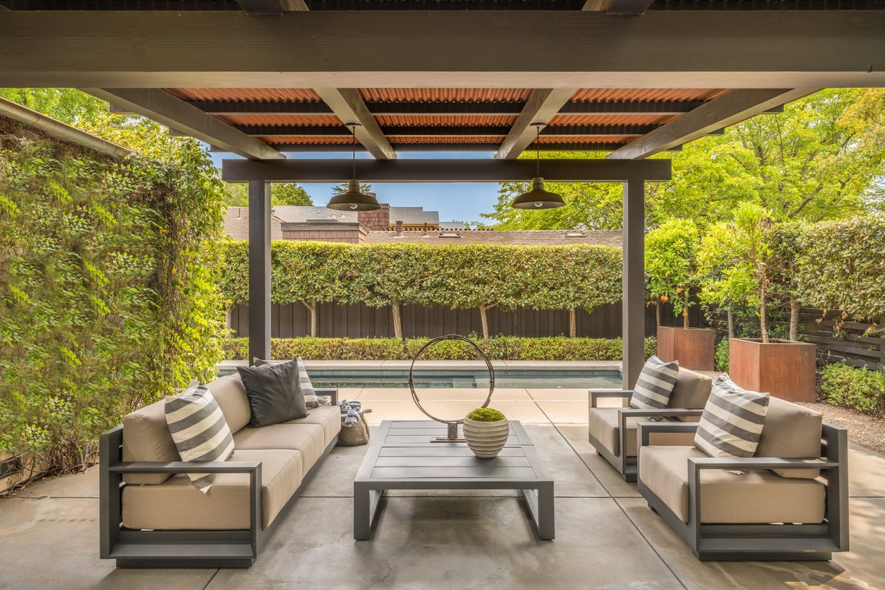 Hillview Place, St. Helena