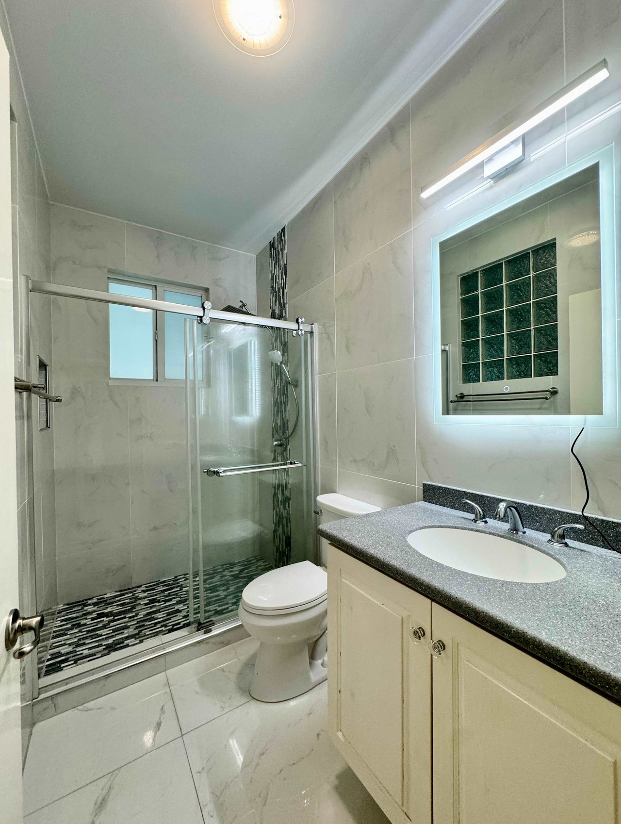 369 Nottingham Estate 2 Bedroom Apartment