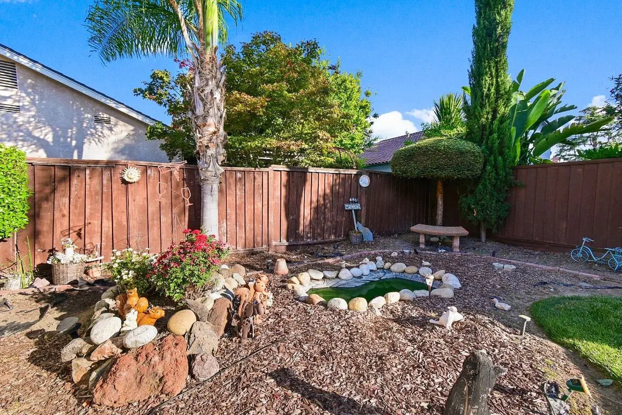 4618 Del Valle Pkwy