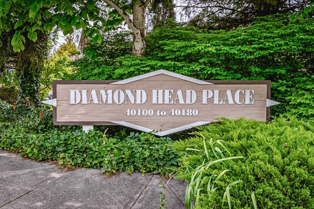 B203-40120 Willow Cres
