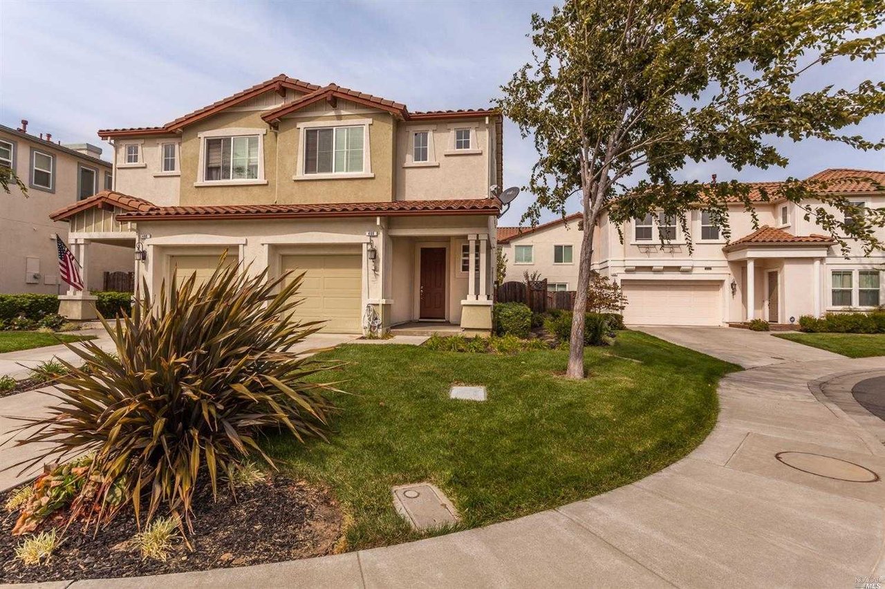 466 Rosso Ct