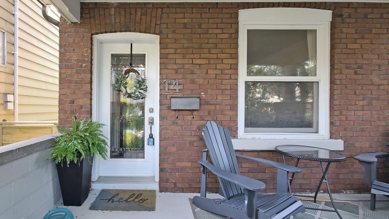 Executive Leslieville Rental