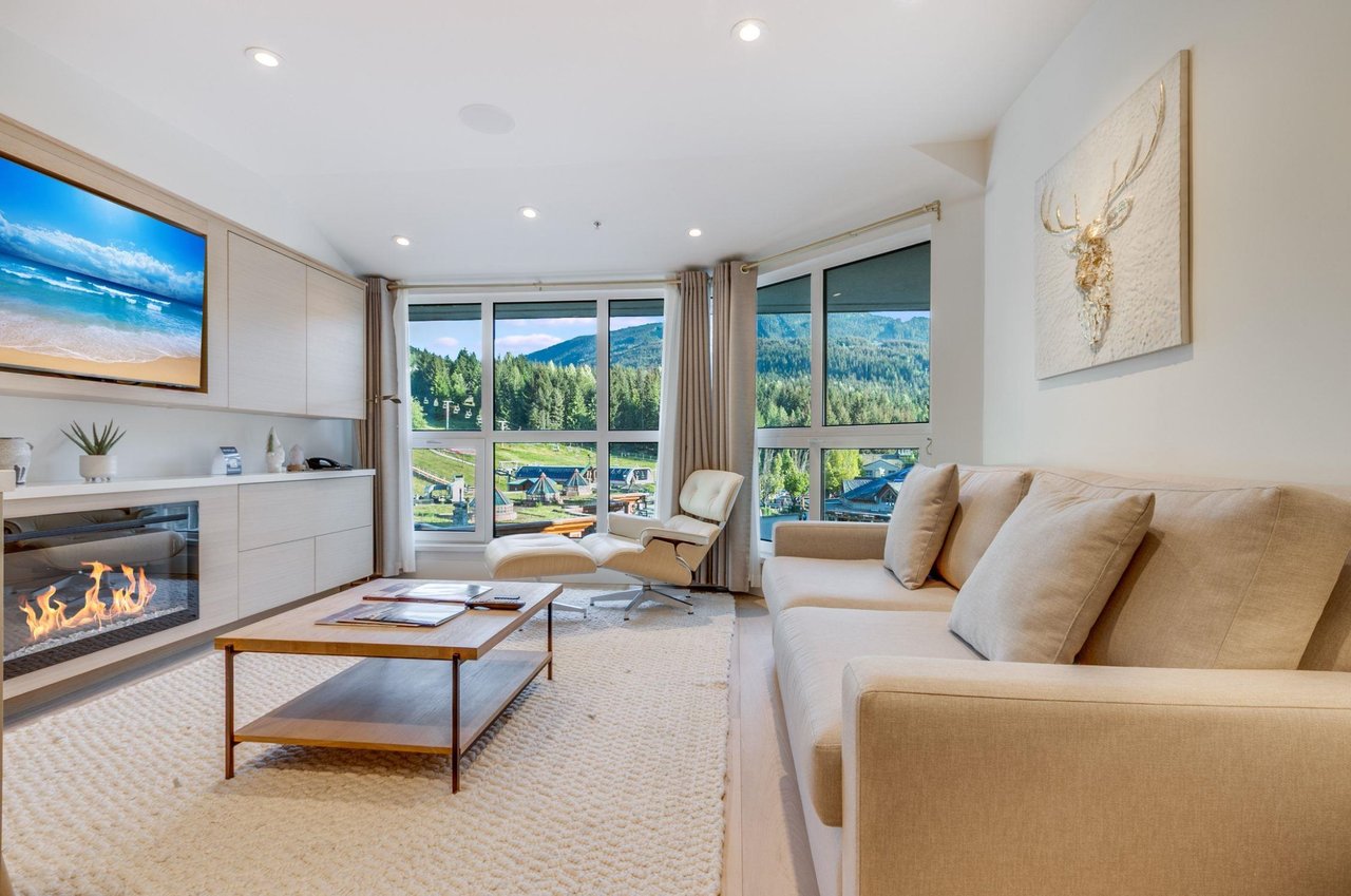 417-4557 Blackcomb Wy