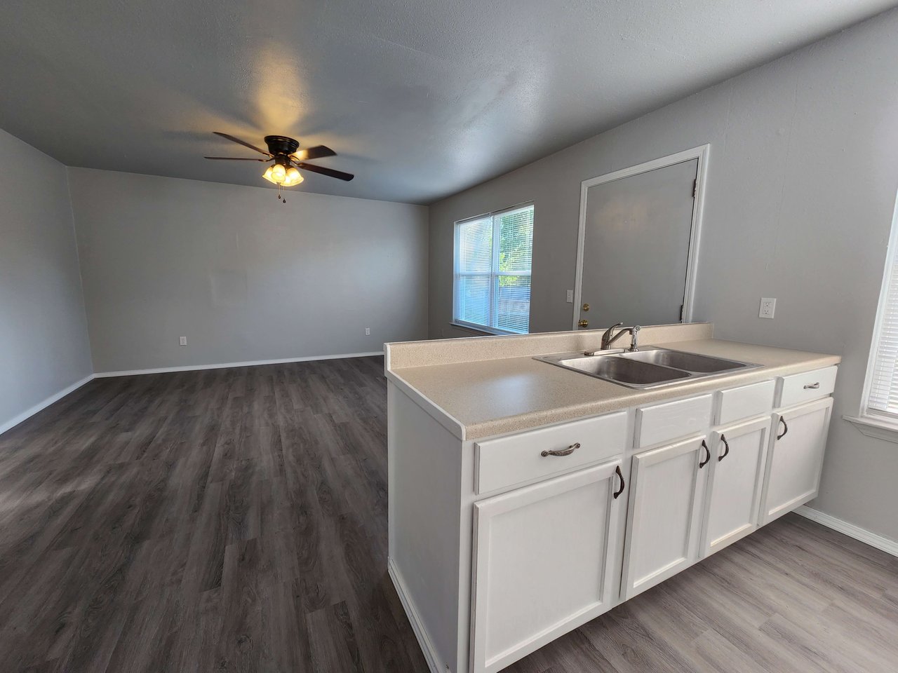 1518 Pecan Grove