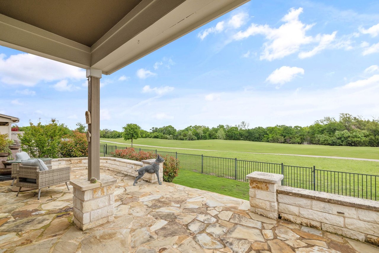 424 Star Mountain Ln, Georgetown, TX 78633