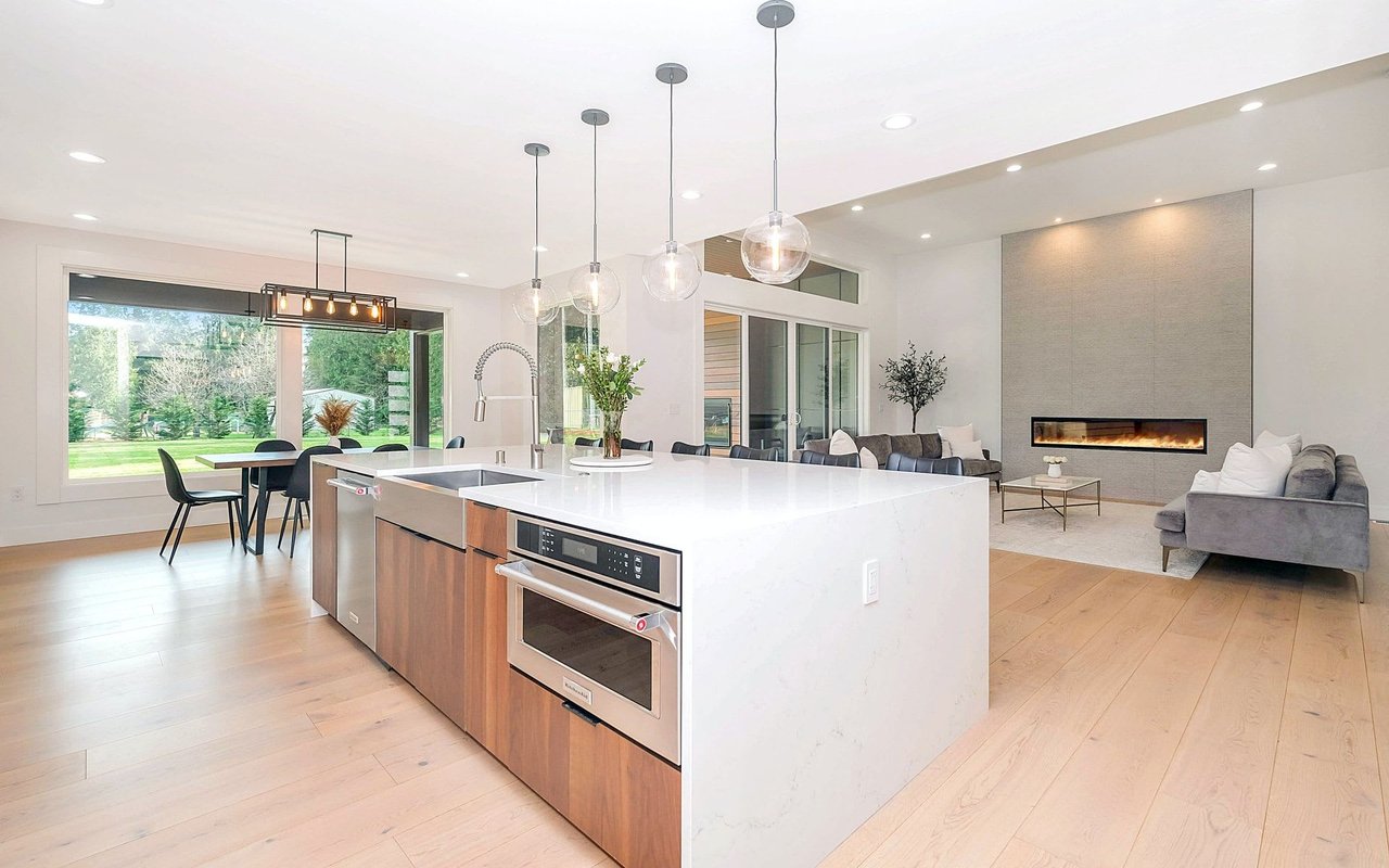 Expanding in Park Ridge: @properties Acquires the Area’s #1 Real Estate Office