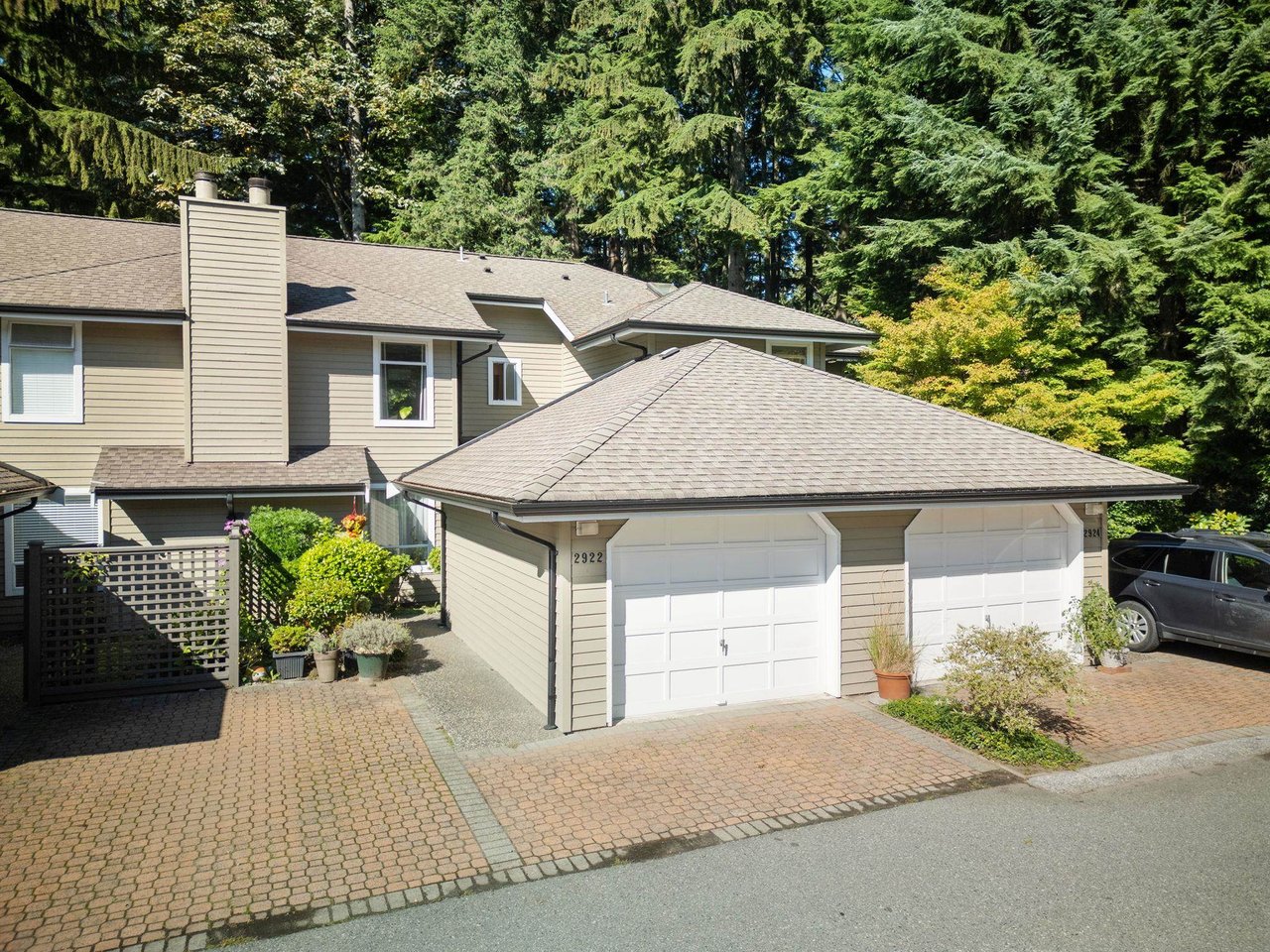 2922 Mt Seymour Pkwy