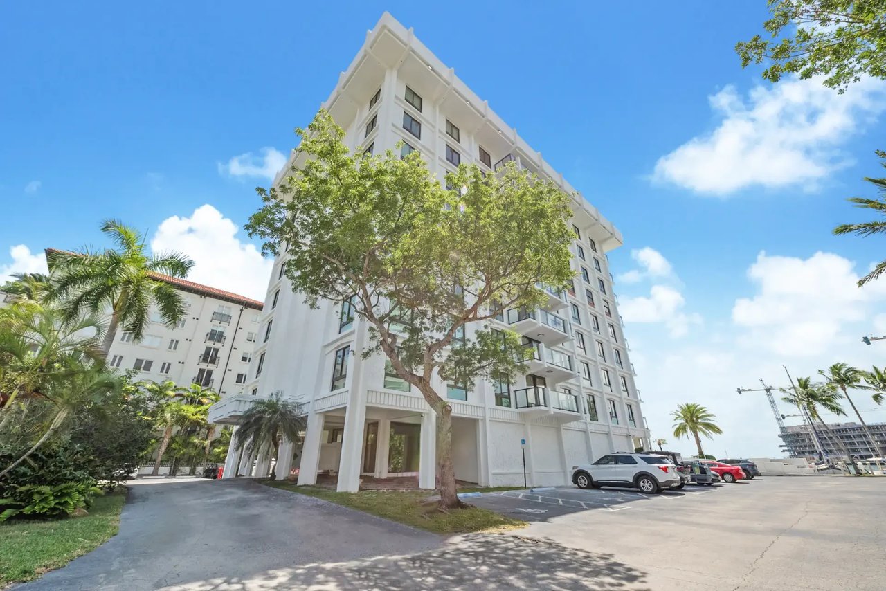 1600 S Bayshore Lane # 5B