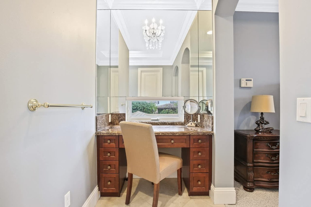 820 Ocean Inlet Dr