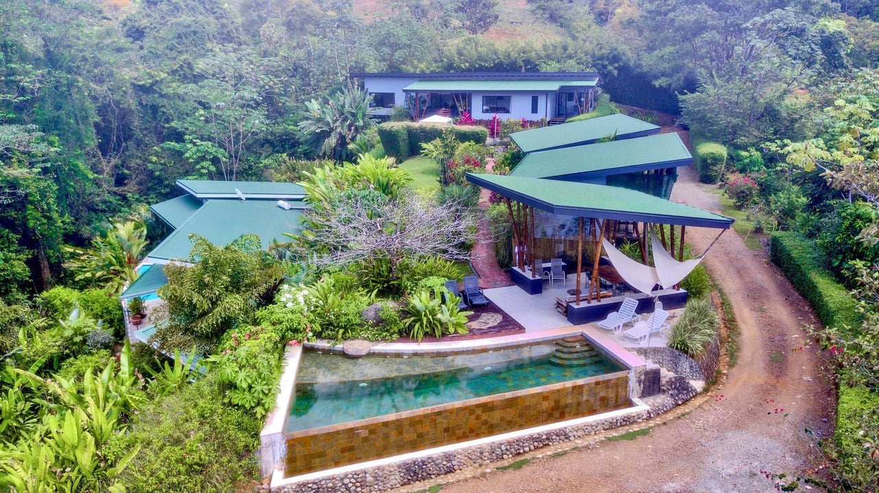 6 Bed Ocean View Estate, 2 Pools, Perfect for Air BnB, Hotel, or Family Compound, 2.24 Acres