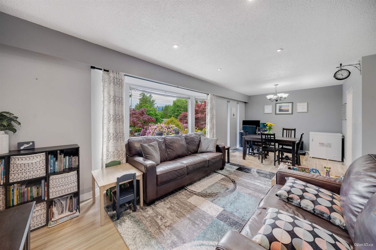 2052 W Keith Road, North Vancouver