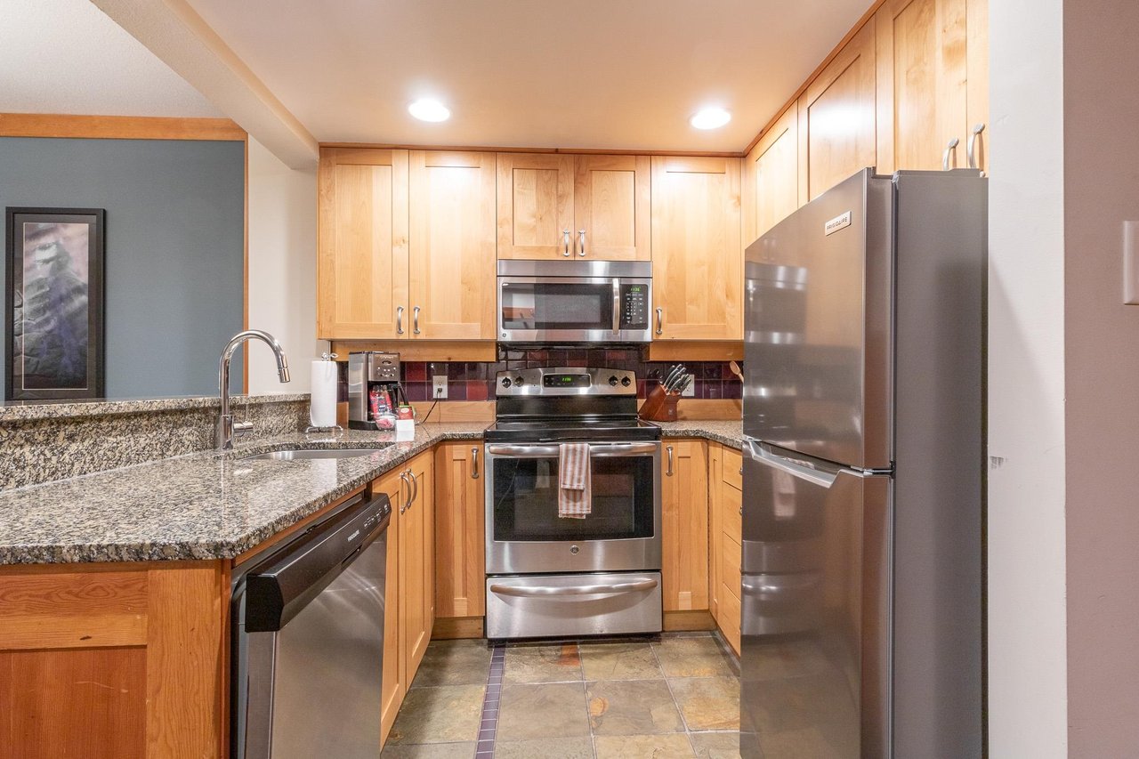 334A-2036 London Lane