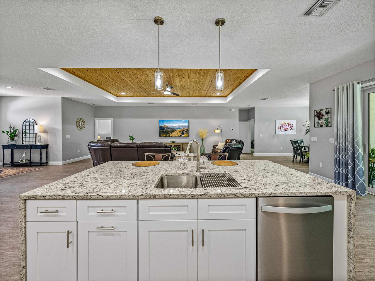 11521 PINE HOLLOW WAY