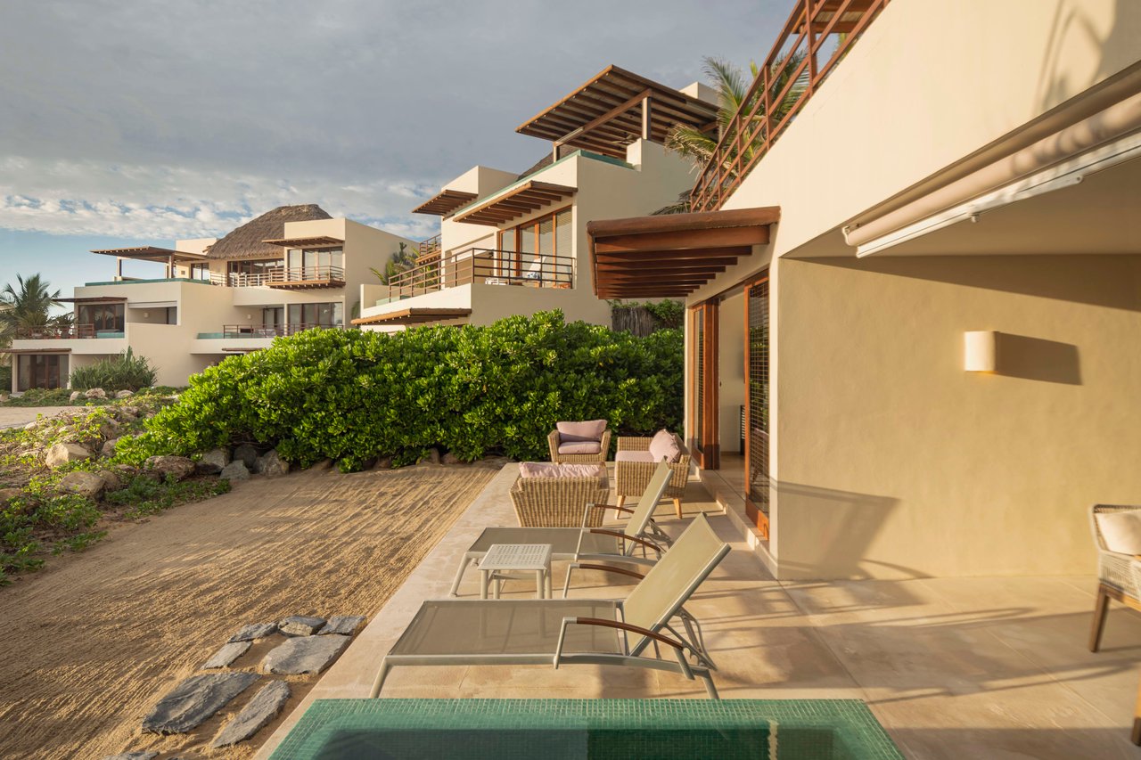 Marea Beachfront Villas B7