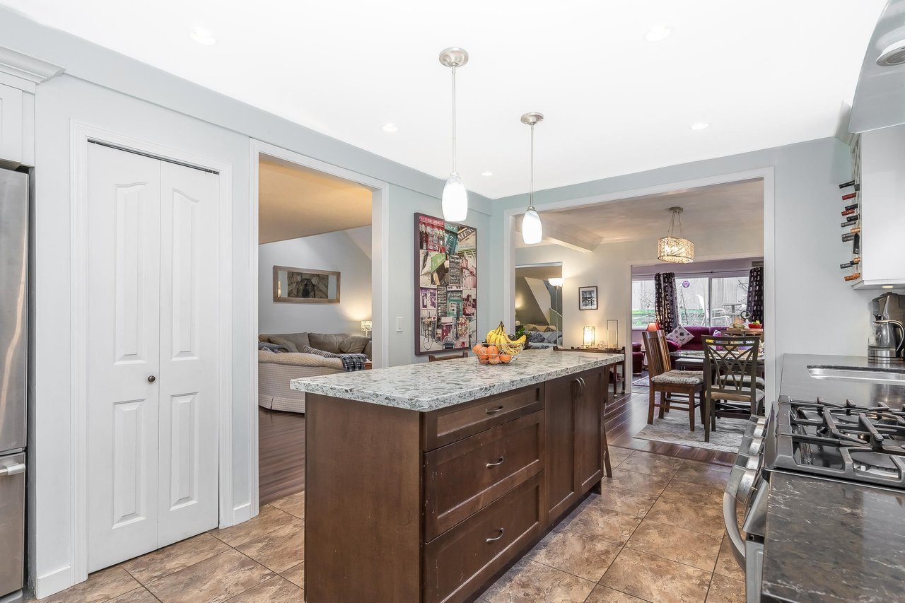 11044 Southridge Rd