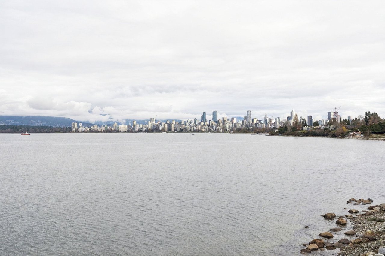3243 Point Grey Rd