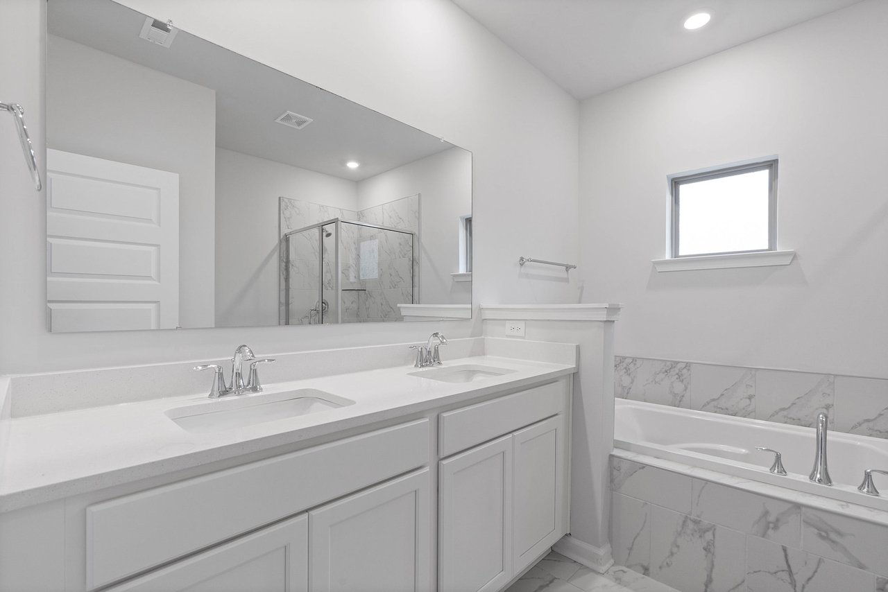 Privacy Fenced, Outdoor Fireplace, Convenient Location!