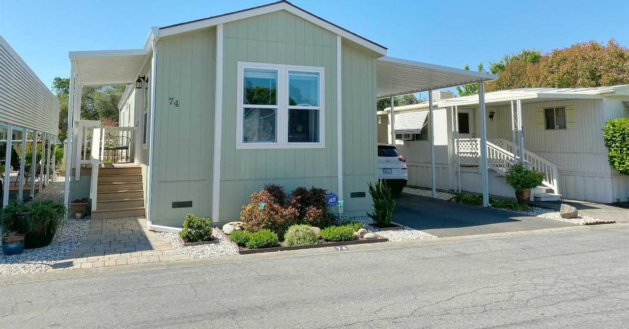 6525 Sunrise Unit 74