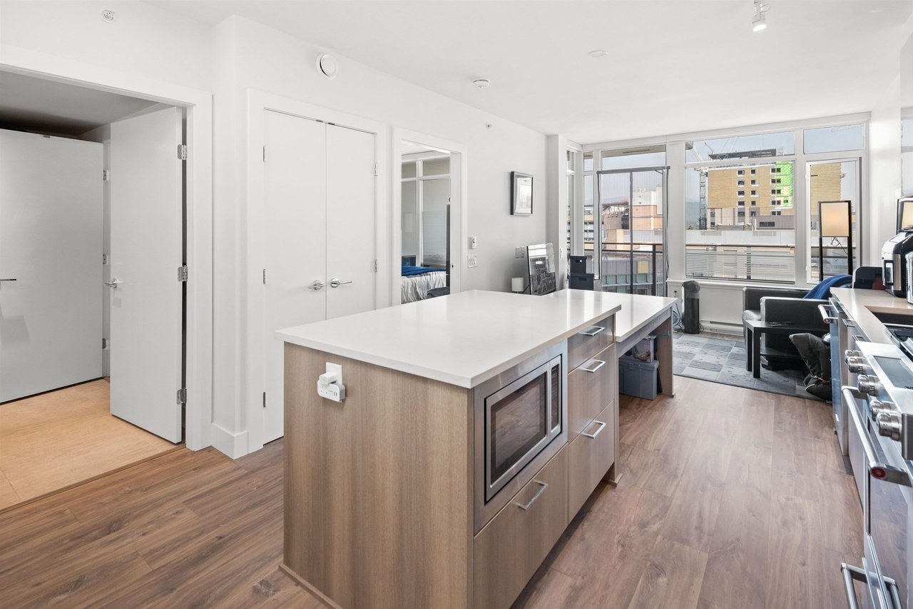 1406-258 Nelson's Ct