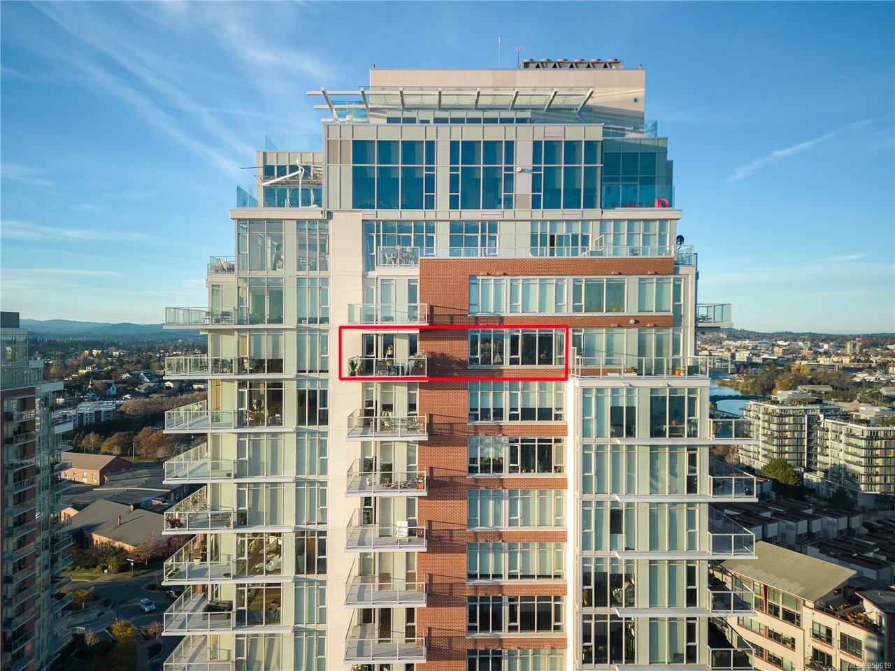 1801-83 Saghalie Rd