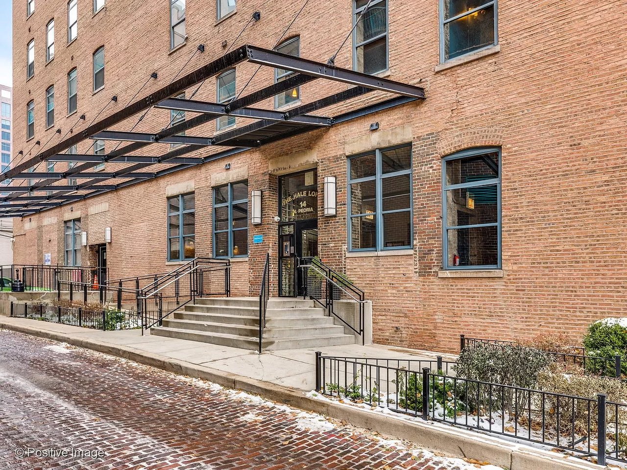 14 N Peoria Street # 4D