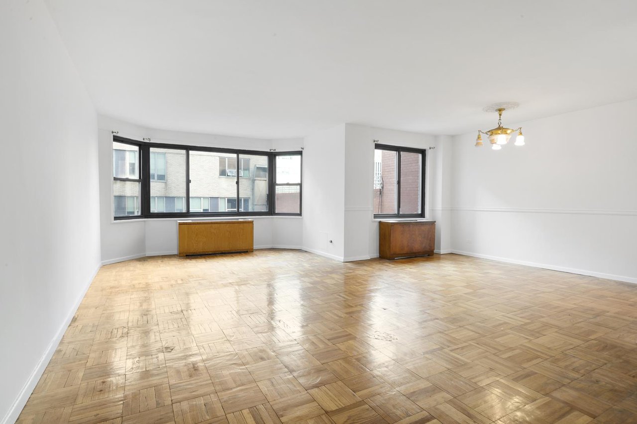 530 East 72nd Street, Apt 5-A