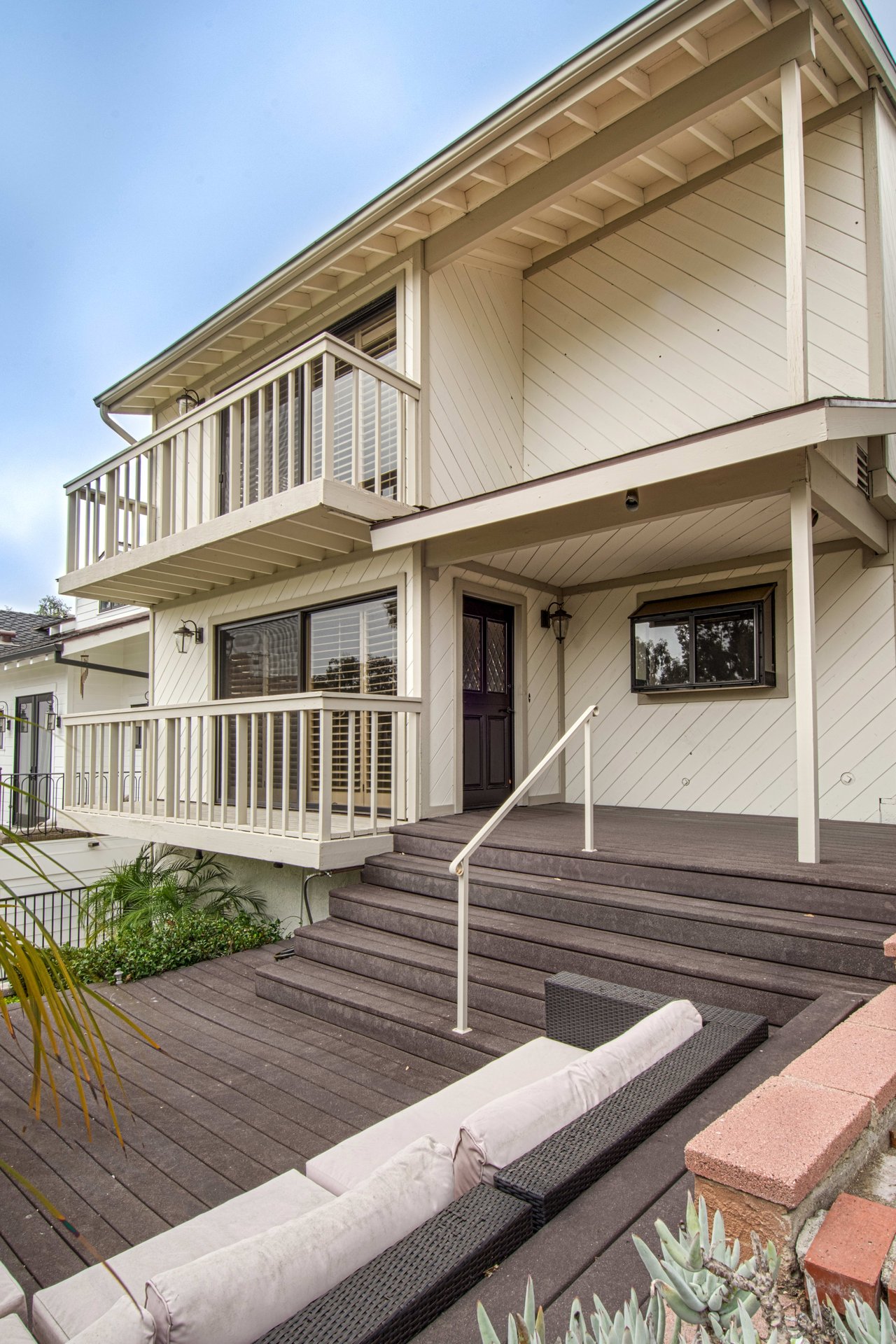 405 Heliotrope Avenue