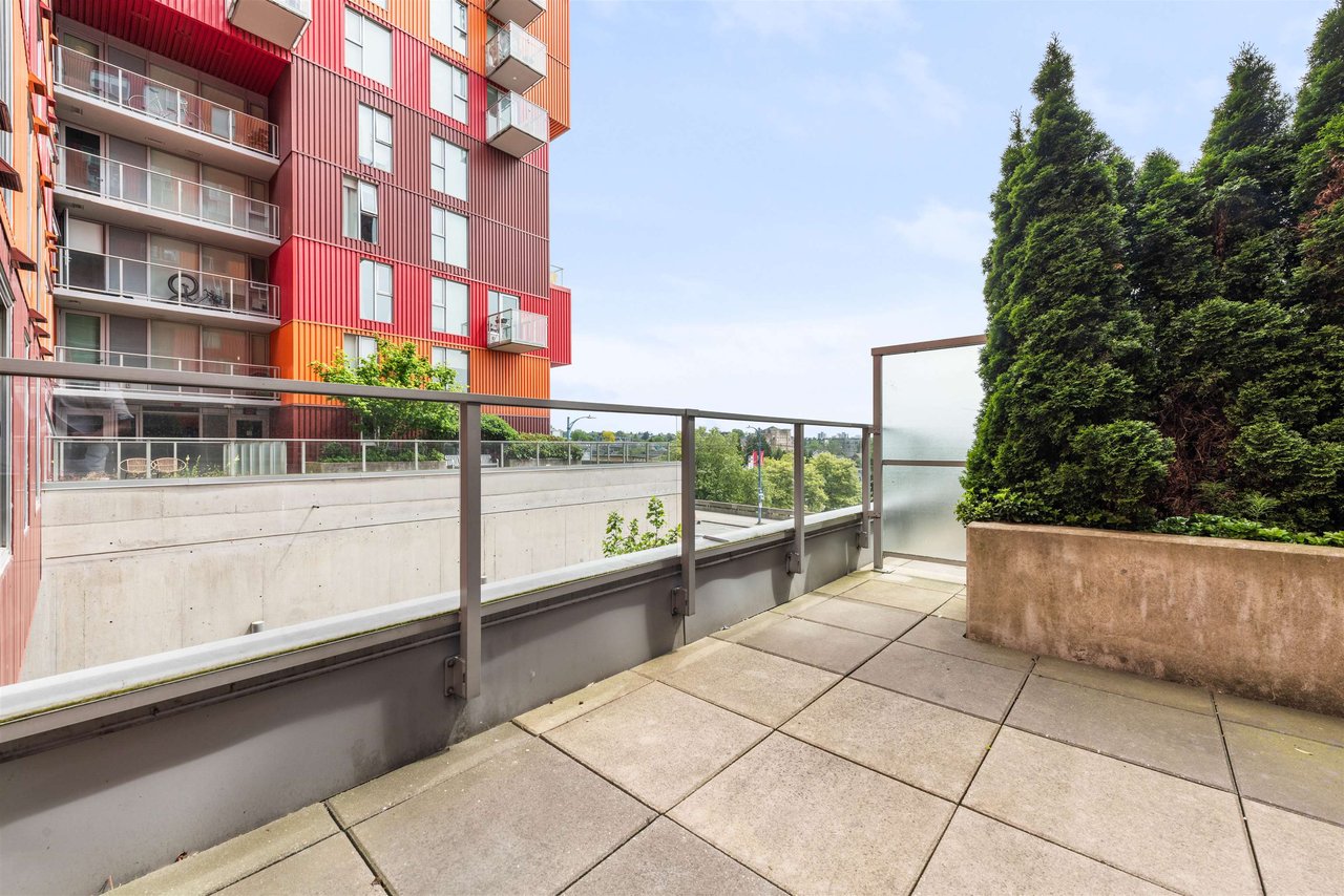 263-955 E Hastings St
