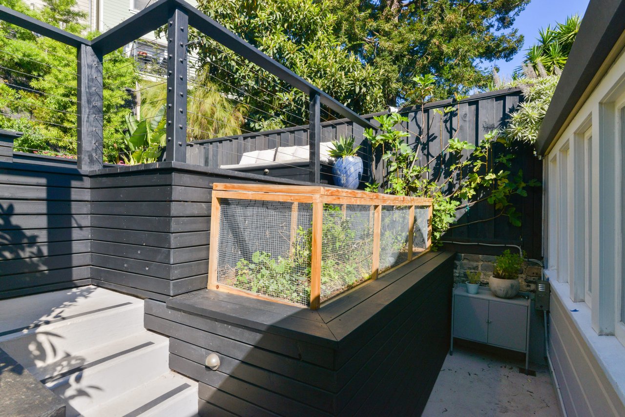242 Corbett Avenue
