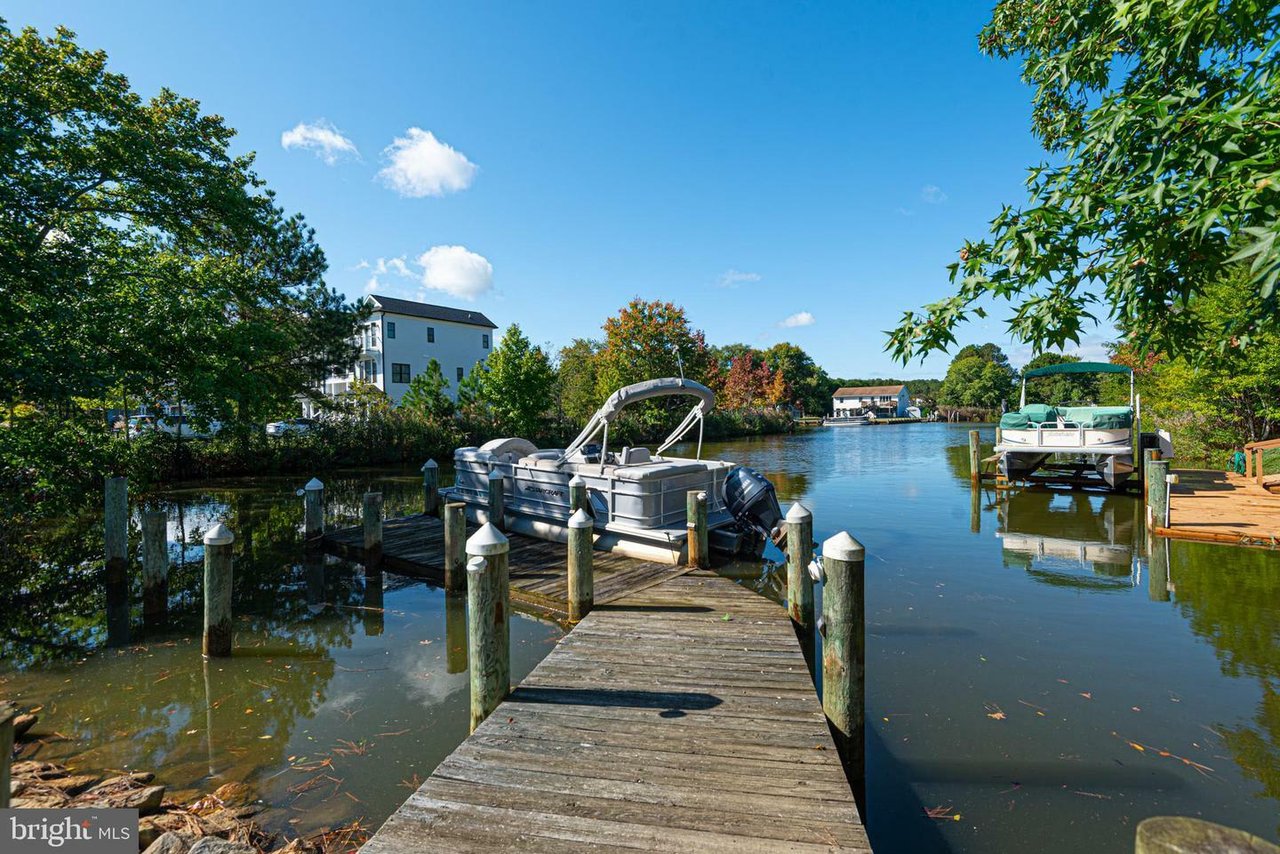 12121 Salt Point Rd