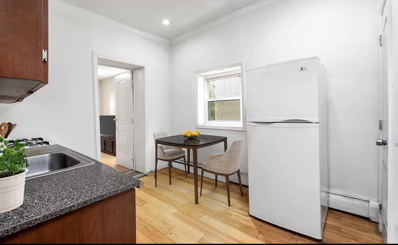 387 Grant Avenue, Apt 2