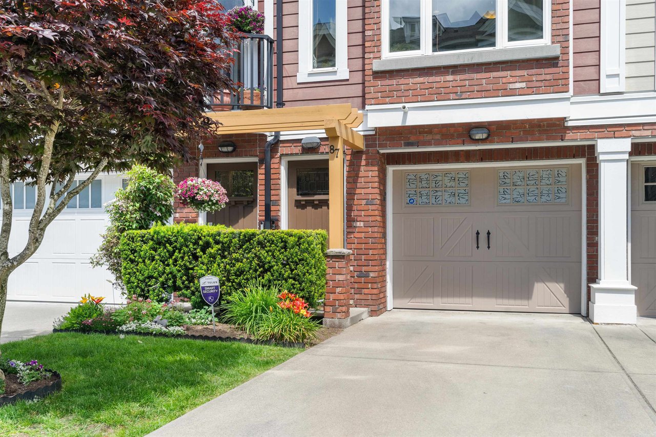 87-20738 84 Ave