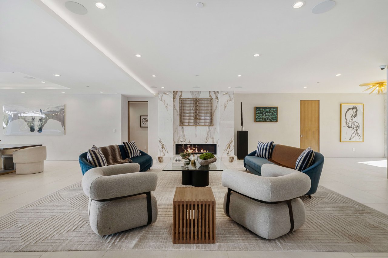 The Apex HH | 7115 Macapa Drive