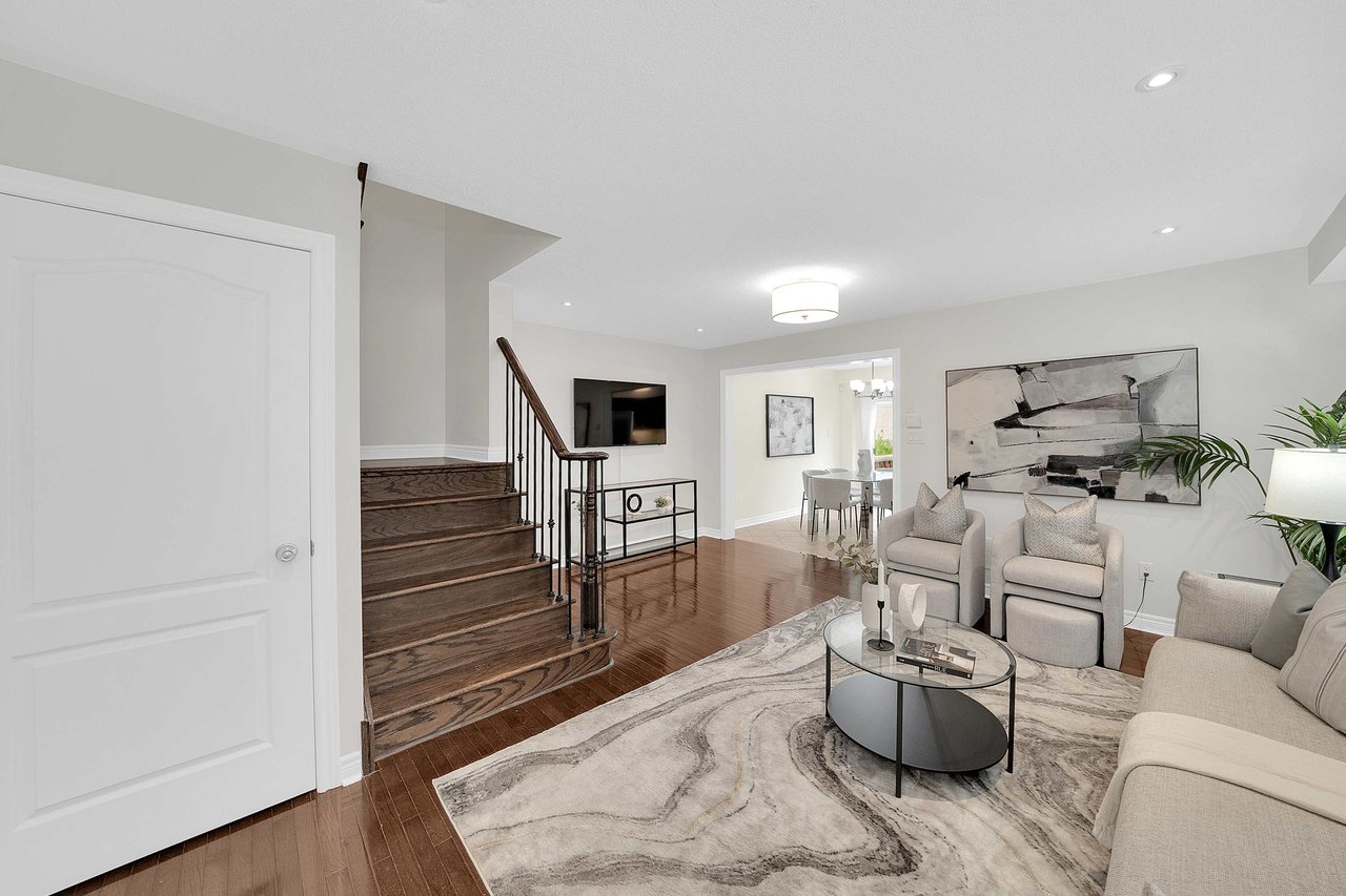 127 Four Seasons Cres, Newmarket Ontario