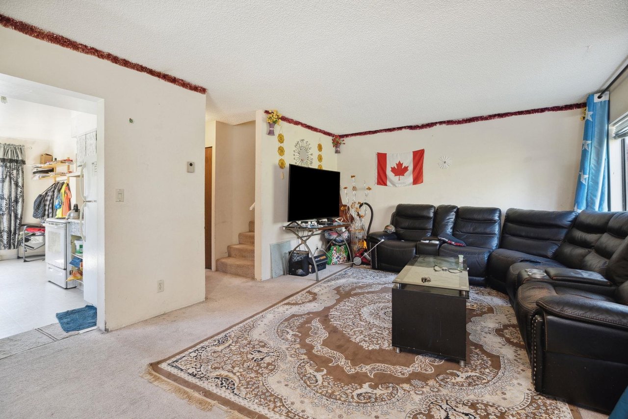 44-13990 74 Ave