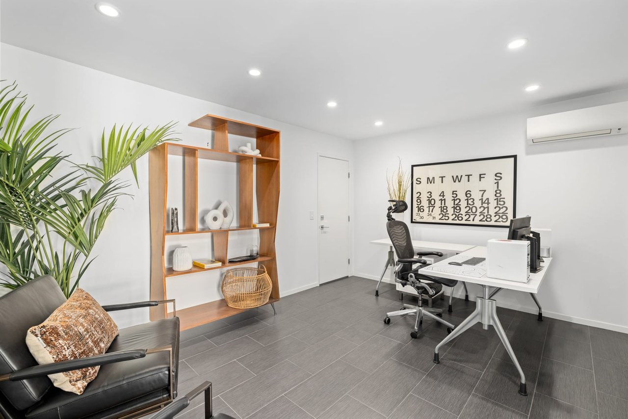 1600 Galaxy Drive