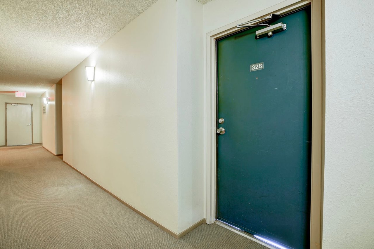 395 Imperial Way #328, Daly City