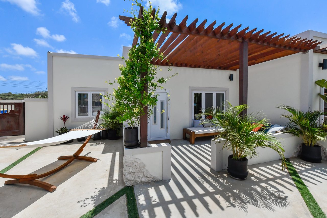 Savaneta Luxury Multi Unit Complex