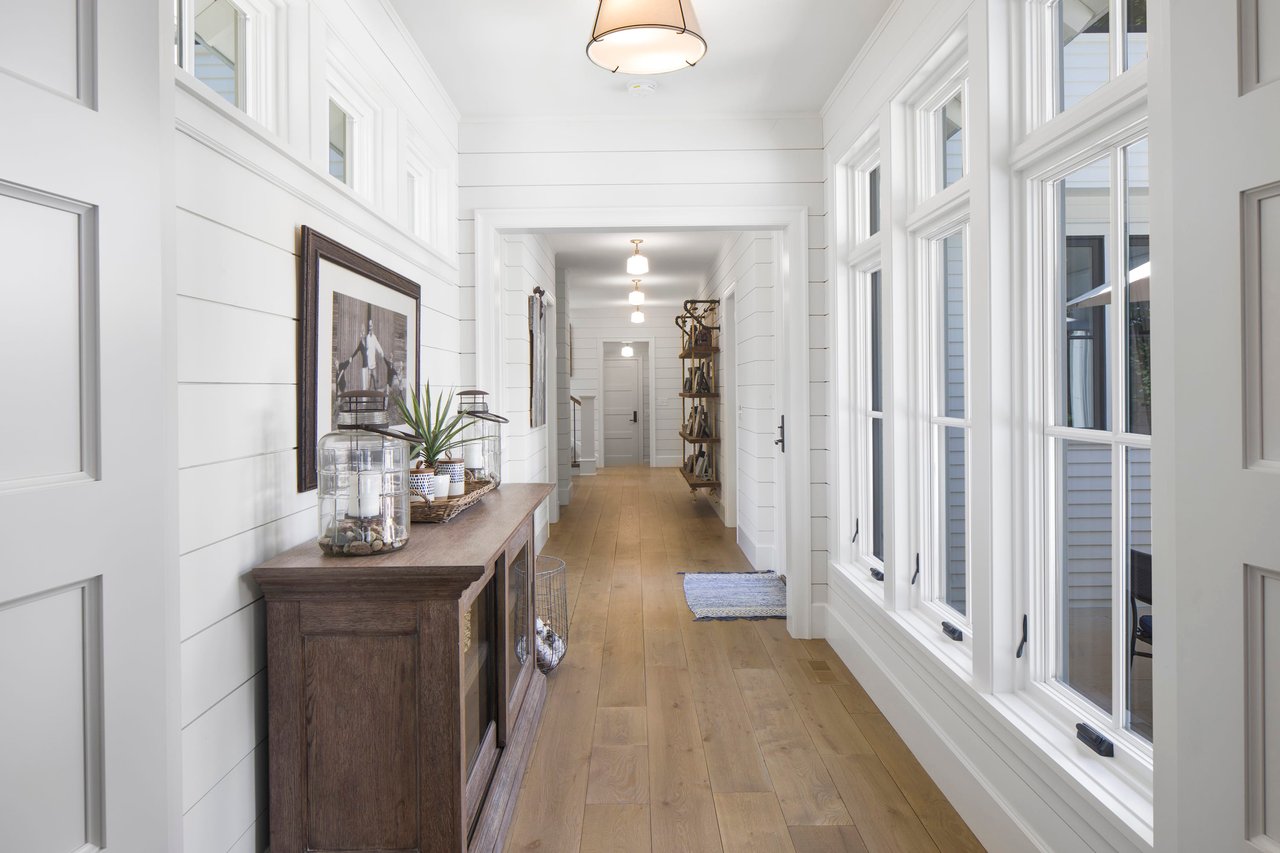 4693 Vine Hill Road | Deephaven