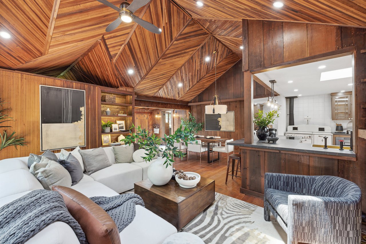 221 Redwood Drive