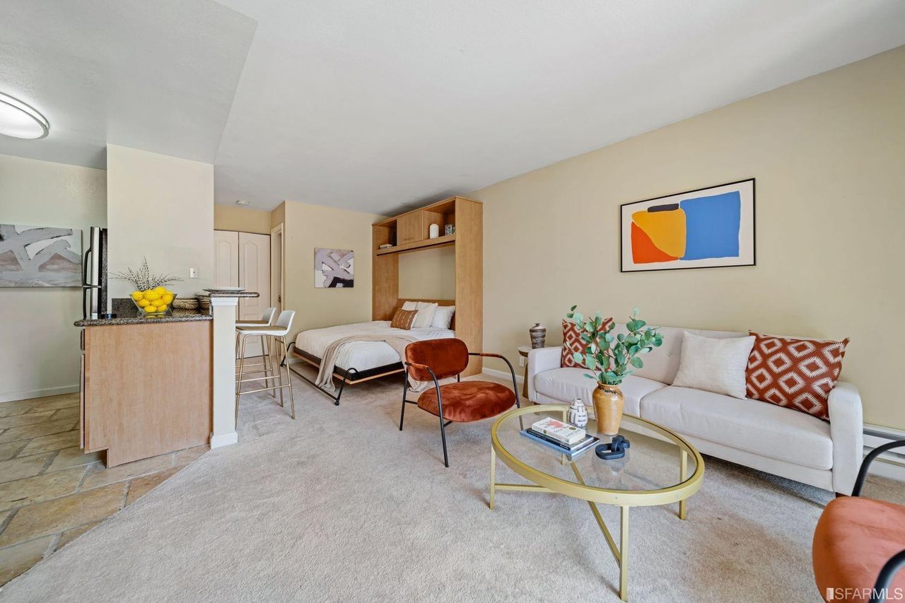 3238 Red Cedar Ter