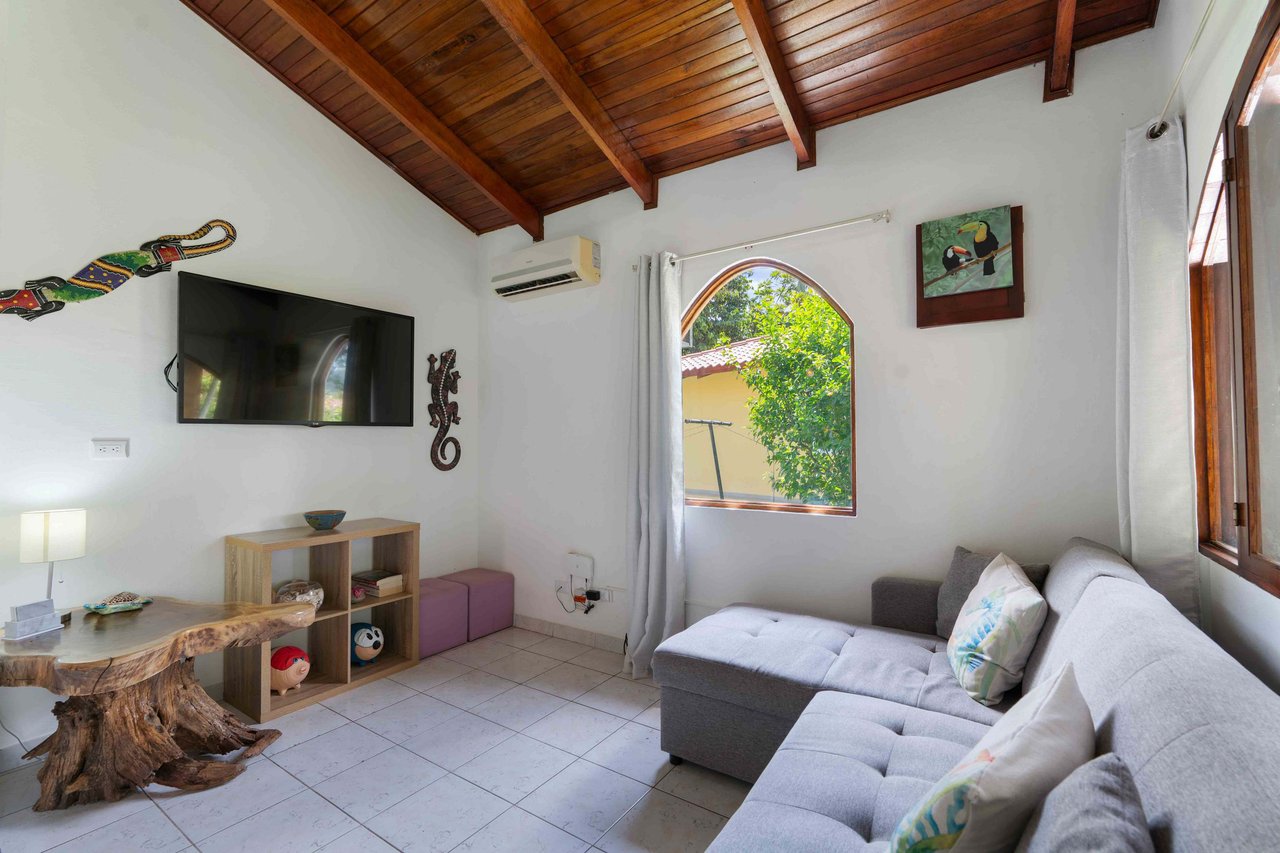 Casa de Cangrejo 401 AB, Villaggio II | Near the Coast Condominium For Sale in Playa Potrero