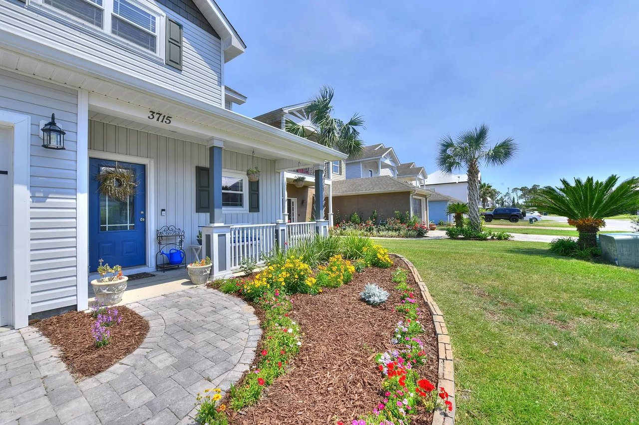 3715 Tiki Drive
